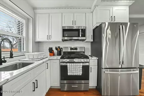 Kitchen - 701 Vale Pl, Schenectady, NY 12308 photo 3 of 3