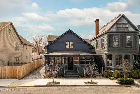 249 Union St, Hudson, NY 12534