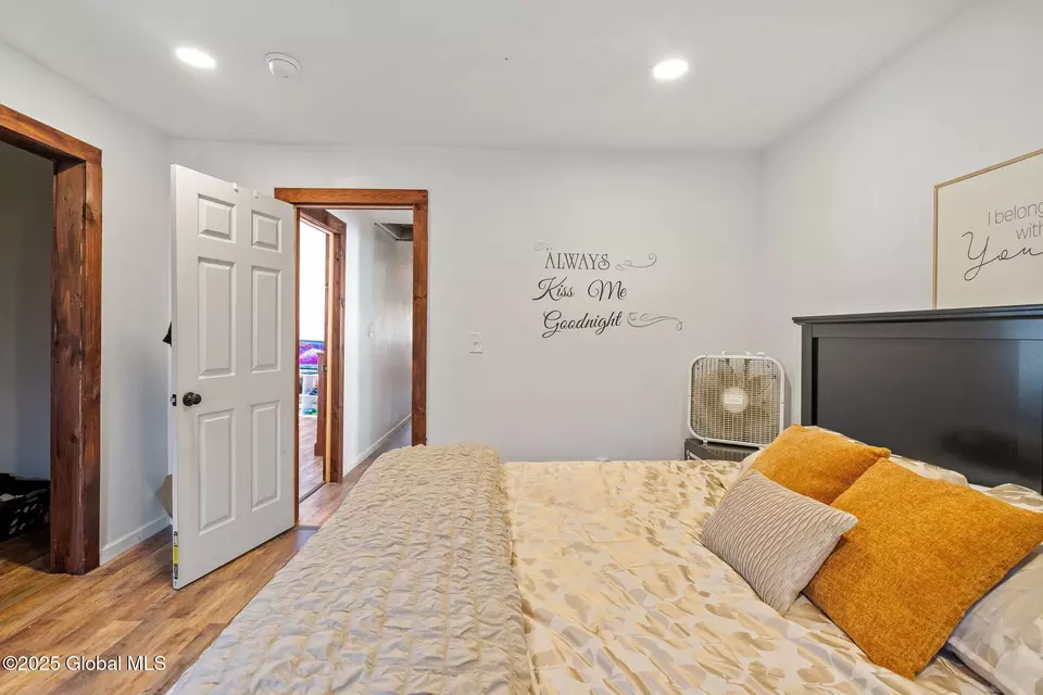 Bedroom - 346 Locust Ave, Amsterdam, NY 12010 photo 4 of 17