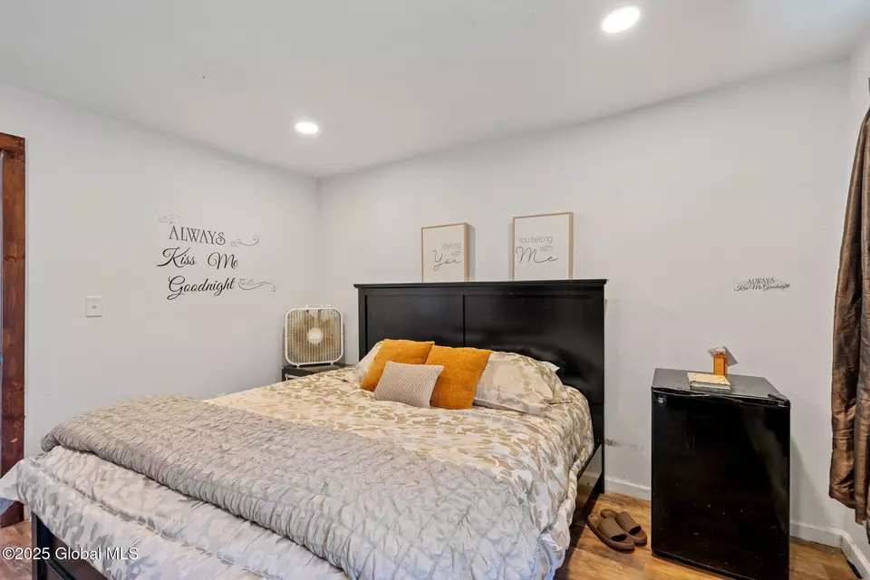 Bedroom - 346 Locust Ave, Amsterdam, NY 12010 photo 3 of 17