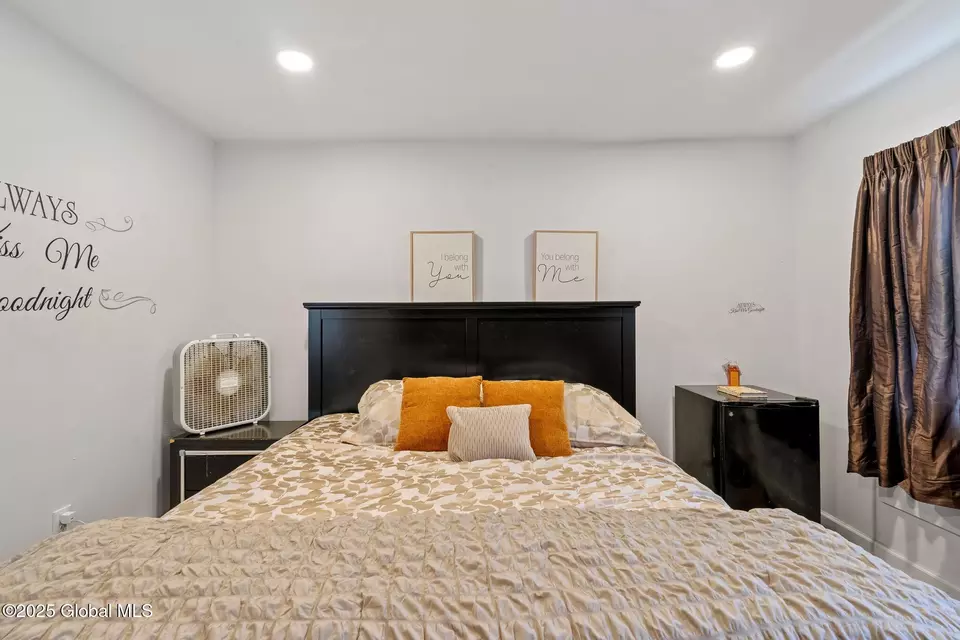 Bedroom - 346 Locust Ave, Amsterdam, NY 12010 photo 2 of 17