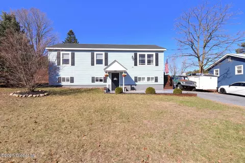 61 Rhode Island Ave, Queensbury, NY 12804
