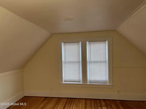 2012 State St, Schenectady, NY 12304 photo 34