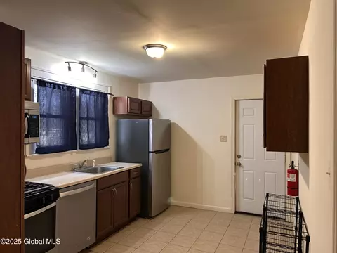 2012 State St, Schenectady, NY 12304 photo 20