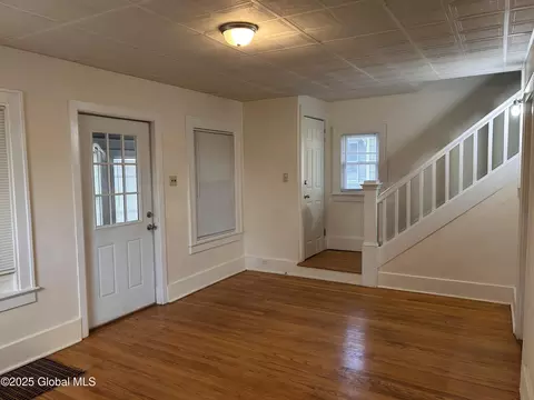 2012 State St, Schenectady, NY 12304 photo 10