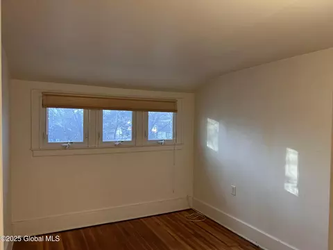 2012 State St, Schenectady, NY 12304 photo 36