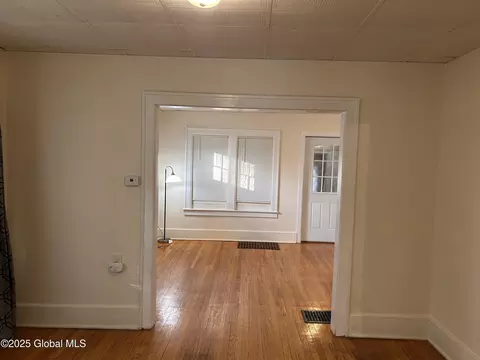 2012 State St, Schenectady, NY 12304 photo 17