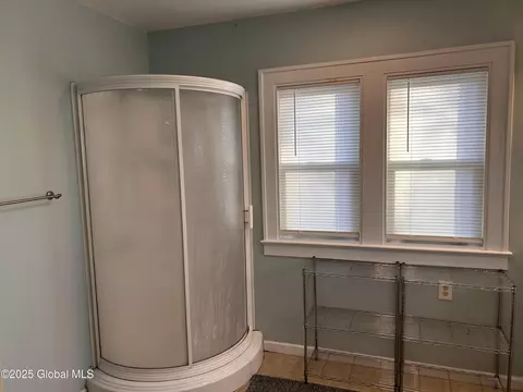 2012 State St, Schenectady, NY 12304 photo 27