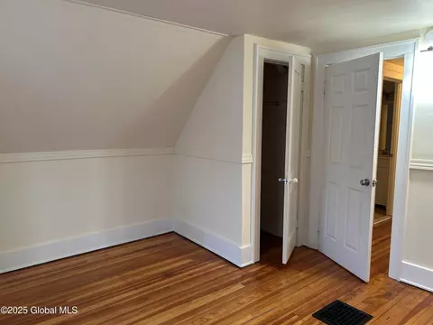 2012 State St, Schenectady, NY 12304 photo 33