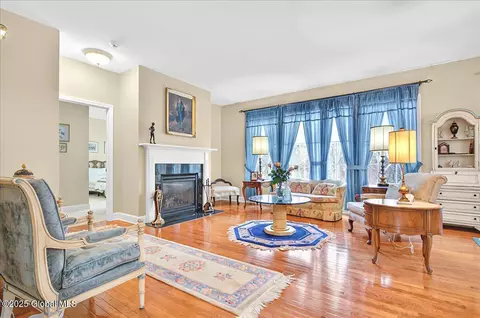 Living - 40 Sheldon Dr, Mechanicville, NY 12118 photo 1 of 2