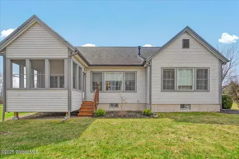 Exterior - 40 Sheldon Dr, Mechanicville, NY 12118 photo 3 of 5