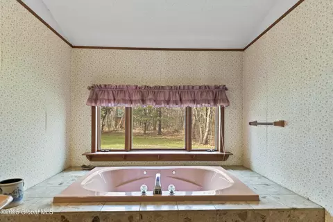 9 Griffith Ln, Glenville, NY 12302 photo 22