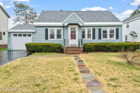 1226 Palma Ave, Rotterdam, NY 12306