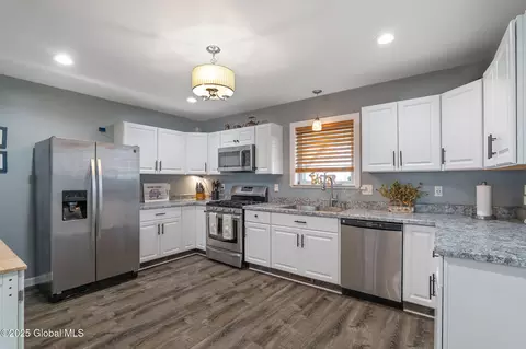 Kitchen - 330 Mariaville Rd, Schenectady, NY 12306 photo 1 of 5