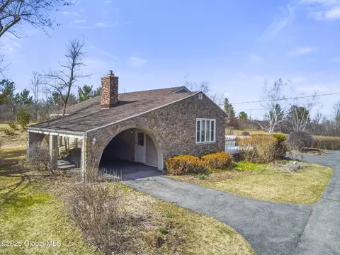 1044 Thacher Pk Rd, East Berne, NY 12059 photo 3