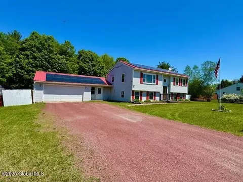 53 Morgans Ln, Fort Ann, NY 12827 photo 2