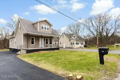 Exterior - 449 Taurus Rd, Schenectady, NY 12304 photo 1 of 3