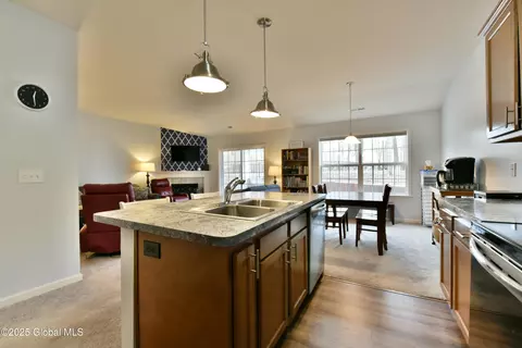 1003 Grayson Pl, Schenectady, NY 12302 photo 11