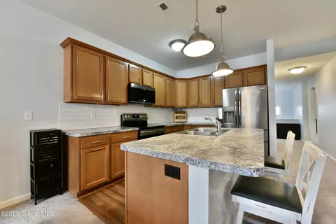 1003 Grayson Pl, Schenectady, NY 12302 photo 7