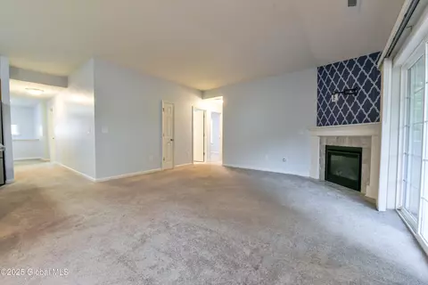 1003 Grayson Pl, Schenectady, NY 12302 photo 17