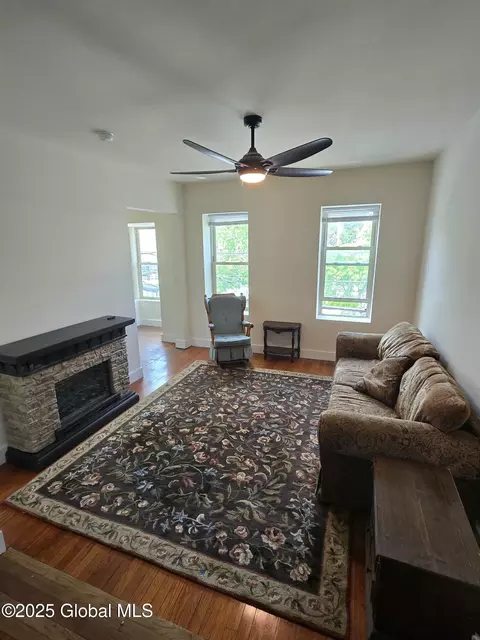 762 Eastern Ave, Schenectady, NY 12308 photo 4