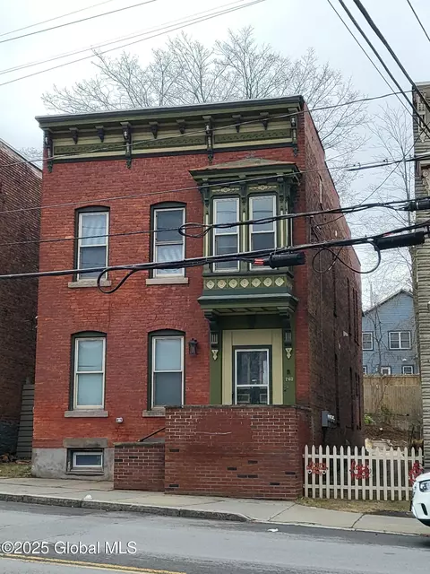762 Eastern Ave, Schenectady, NY 12308