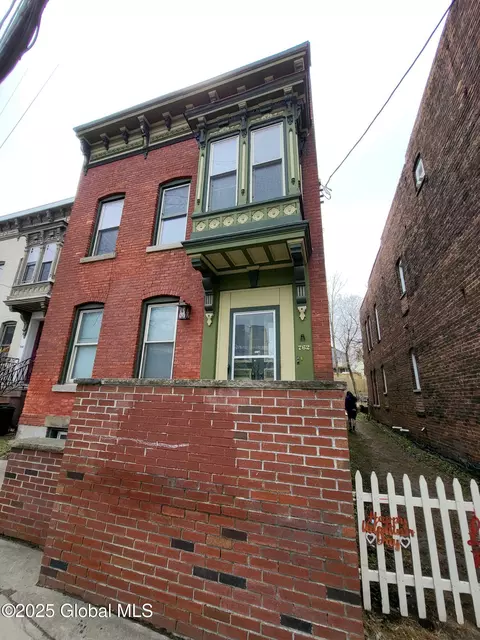 762 Eastern Ave, Schenectady, NY 12308 photo 12