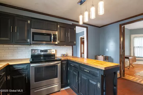 Kitchen - 162 Elm St, Cobleskill, NY 12043 photo 4 of 5
