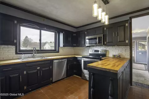 Kitchen - 162 Elm St, Cobleskill, NY 12043 photo 2 of 5