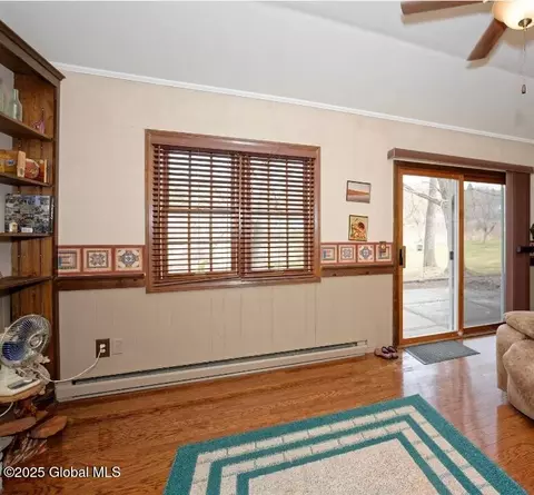 Living - 105 Overlook Dr, Cobleskill, NY 12043 photo 3 of 4