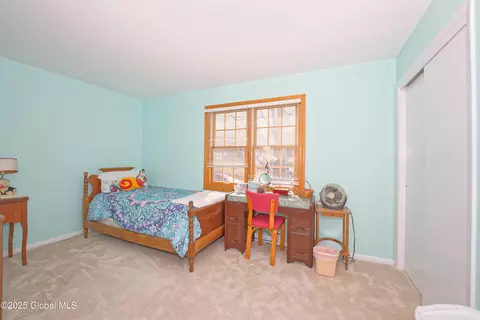 Bedroom - 105 Overlook Dr, Cobleskill, NY 12043 photo 3 of 5