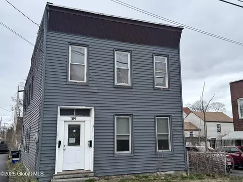 109 13th St, Watervliet, NY 12189