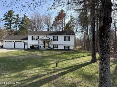 1893 Route 32n, Gansevoort, NY 12831