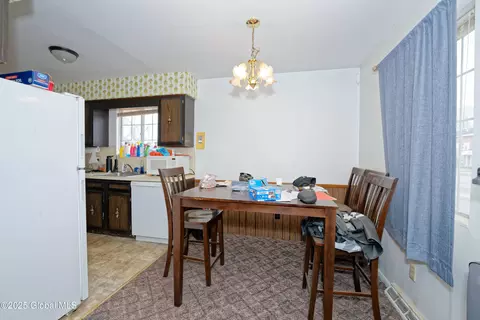 233 Jackson Ave, Schenectady, NY 12304 photo 19