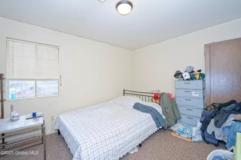 233 Jackson Ave, Schenectady, NY 12304 photo 35
