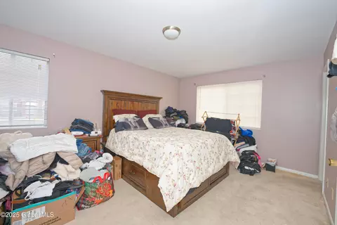 233 Jackson Ave, Schenectady, NY 12304 photo 12