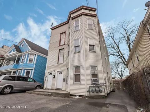 836 Bridge St, Schenectady, NY 12303 photo 2