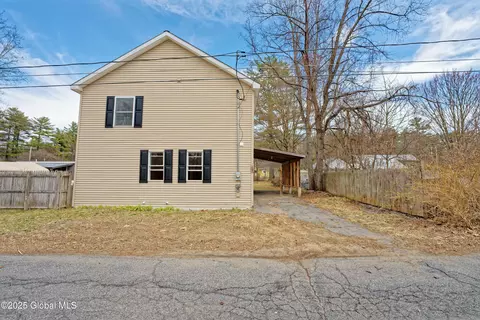 122 Harris Ave, Lake Luzerne, NY 12846