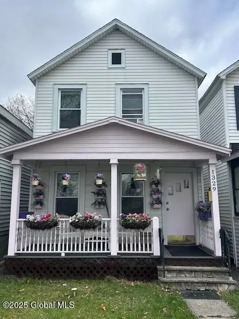 1329 2nd Ave, Watervliet, NY 12189