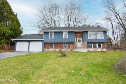 112 Gregory Ln, Fort Edward, NY 12828