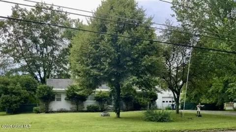 42 E Broadway, Salem, NY 12865
