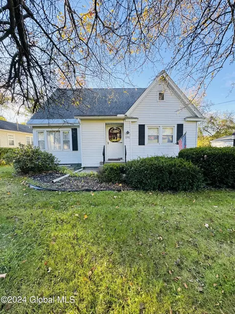 291 Hudson Ave, Mechanicville, NY 12118