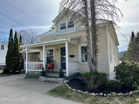 326 Center St, Corinth, NY 12822