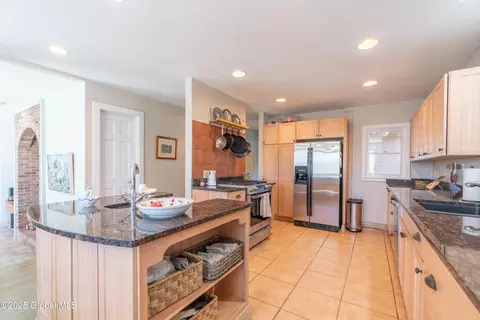 204 Louden Rd, Saratoga Springs, NY 12866 photo 13