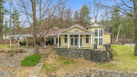 374 State Route 149, Lake George, NY 12845