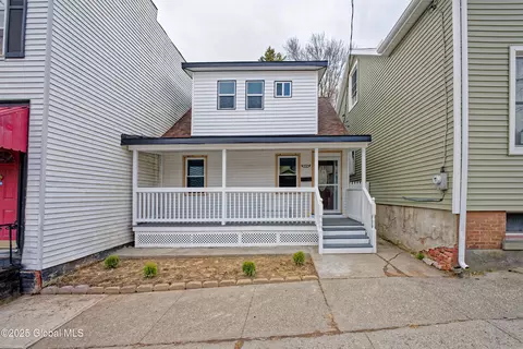 134 2nd Ave, Albany, NY 12202