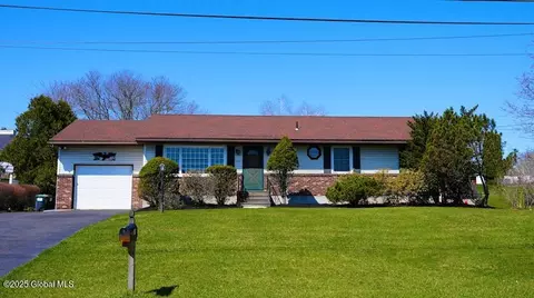 24 Miller Rd, Latham, NY 12110
