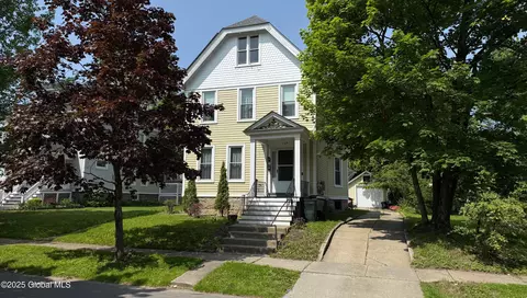 405 S Market St, Johnstown, NY 12095