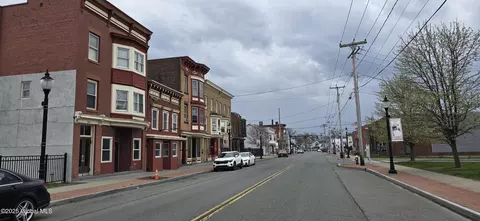 252-254 Broadway, Rensselaer, NY 12144