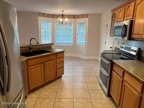 2 Breanna Dr, Schenectady, NY 12304 photo 33
